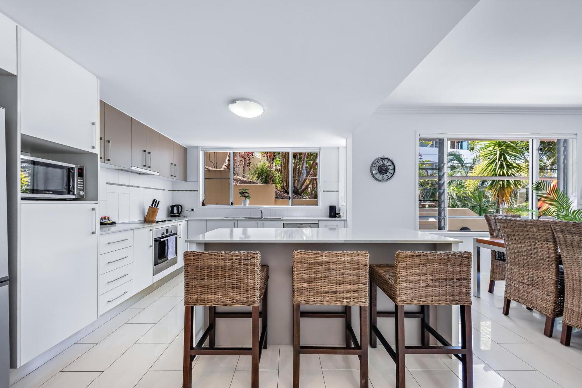 Airlie Summit Apartments Airlie Beach Exterior foto