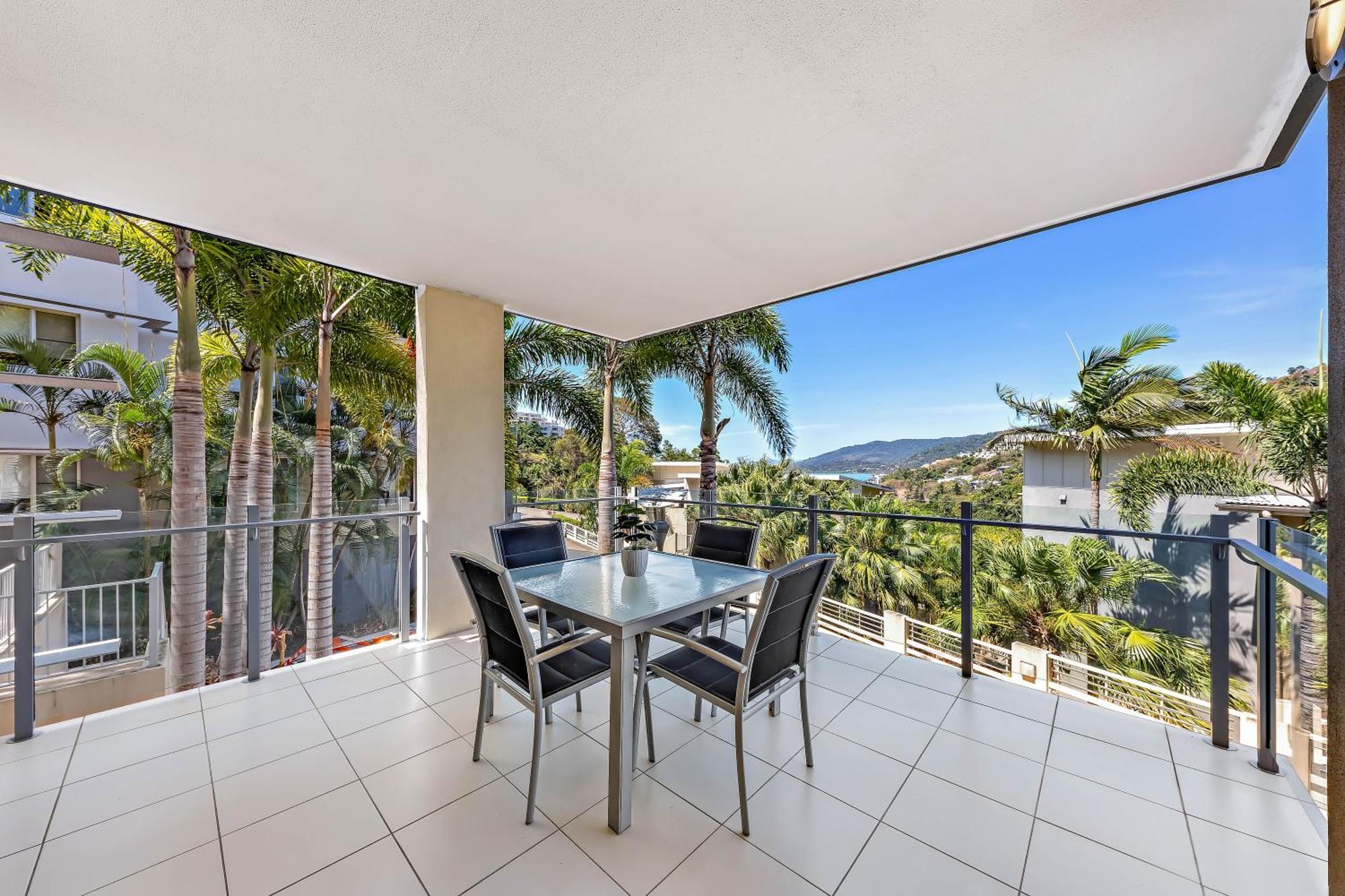 Airlie Summit Apartments Airlie Beach Exterior foto