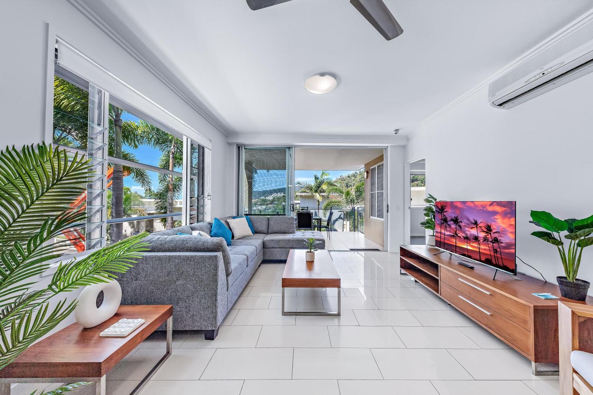 Airlie Summit Apartments Airlie Beach Exterior foto