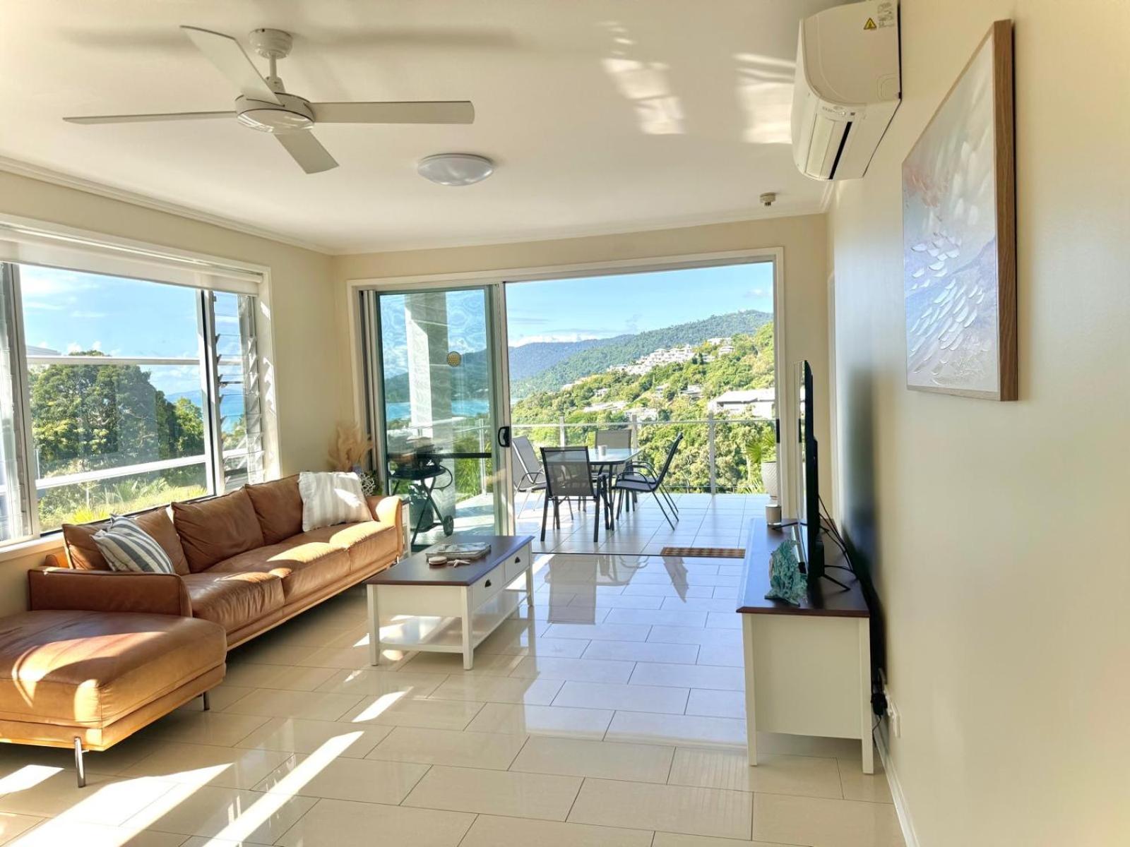 Airlie Summit Apartments Airlie Beach Exterior foto